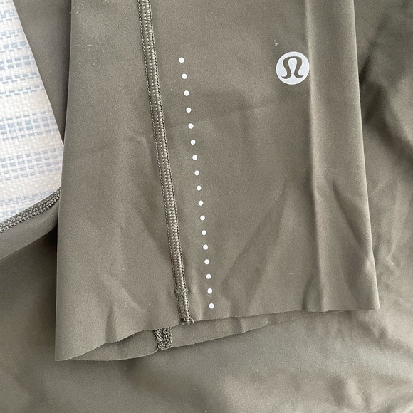 Cropped Fast & Frees - Picture 3 of 5